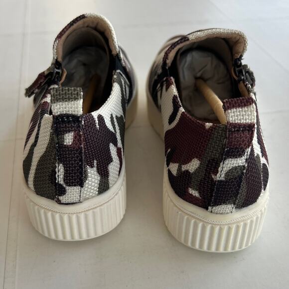 SOUL Naturalizer Multicolor Camouflage Sneakers - Picture 4 of 10